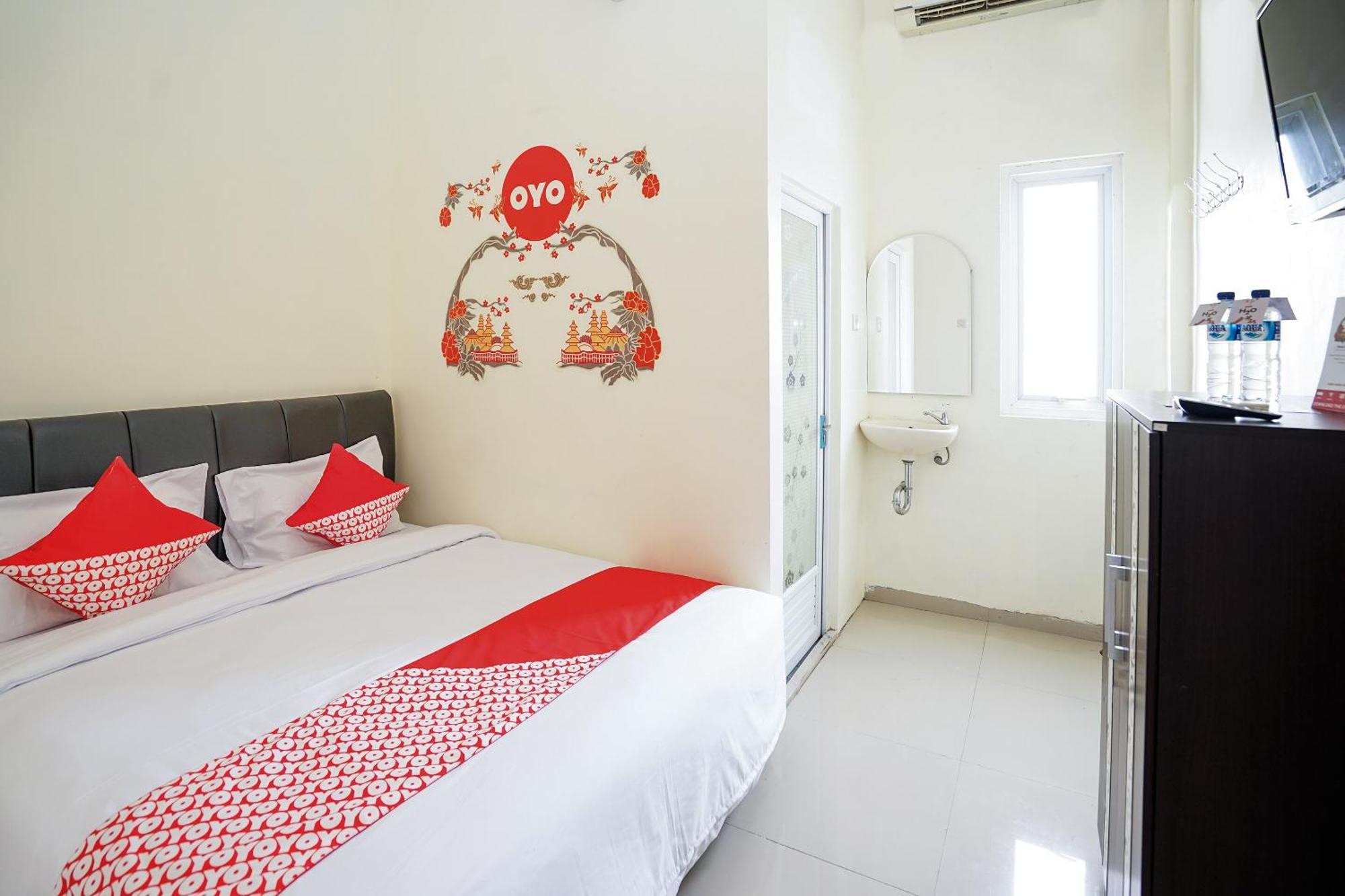 Hotel O Juanda Near Terminal International Juanda Brebek Dış mekan fotoğraf
